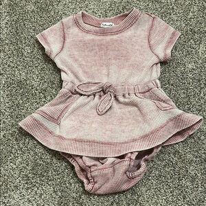 Splendid 3-6 months pink top with matching bloomers